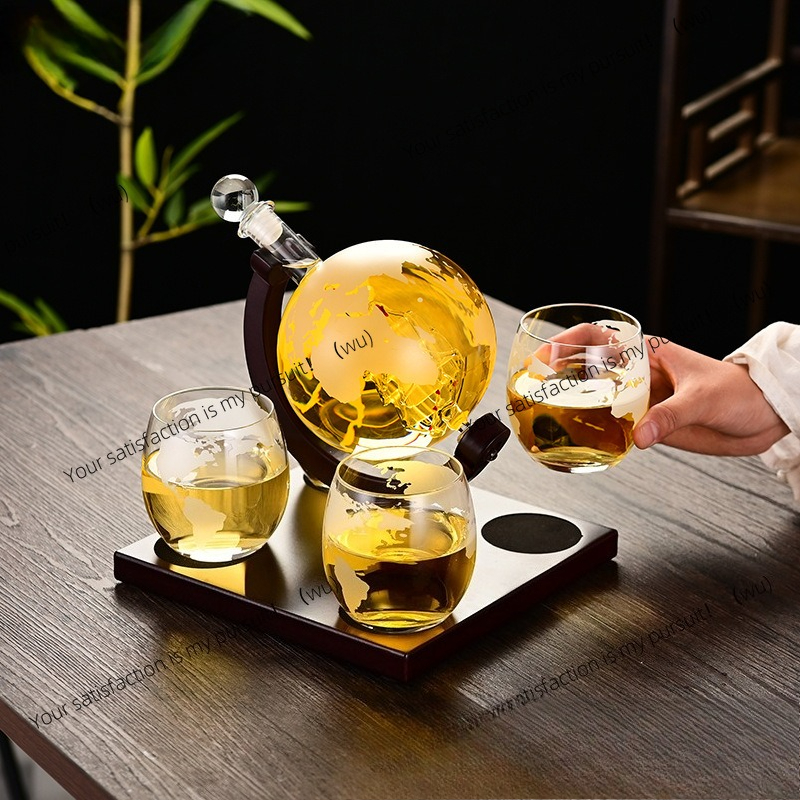 Creative Whiskey Glass Bottle  - Decanter Globe Set incelemesi ve fiyatı